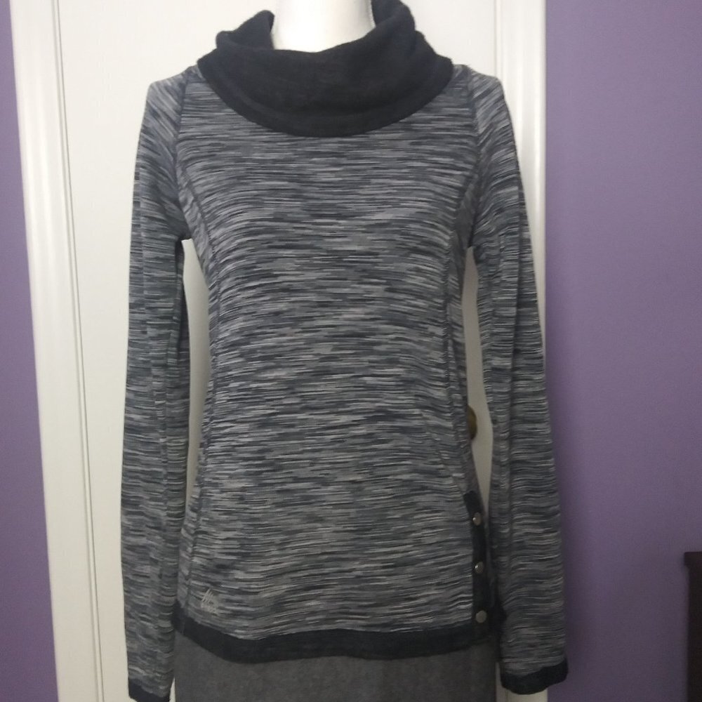 RBX Long Sleeve Cowl Neck Pullover Size Medium